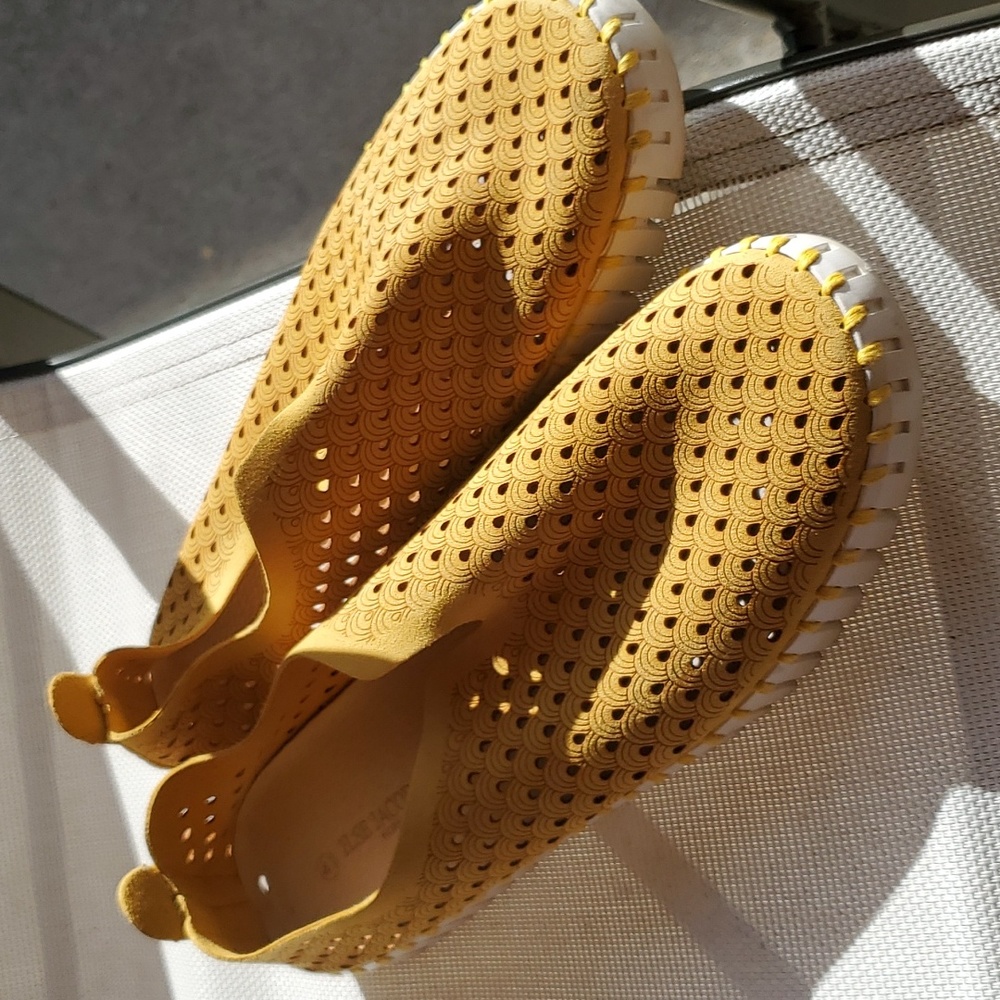 Yellow Ilse Jacobsen